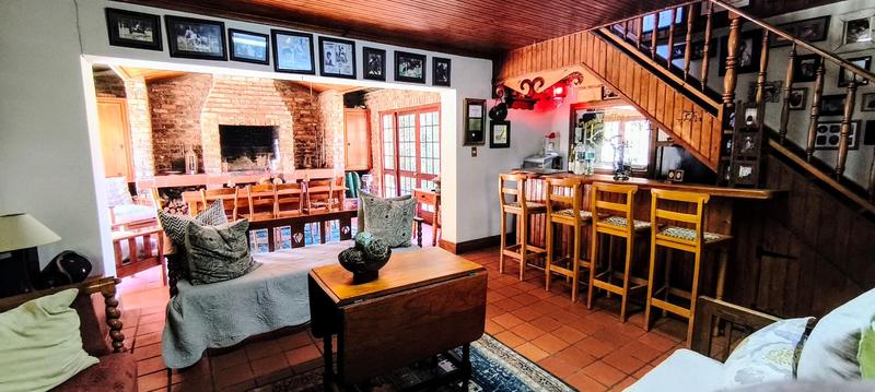 6 Bedroom Property for Sale in Kraaibosch Western Cape